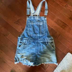 Abercrombie denim short overalls